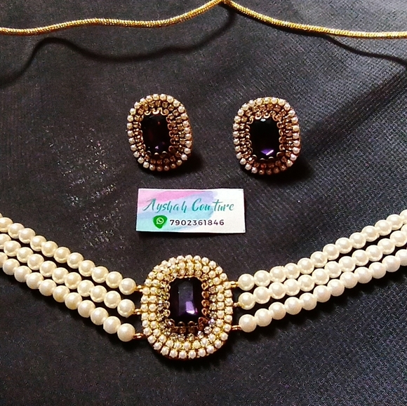 Handmade necklace set - Picture 3 of 4